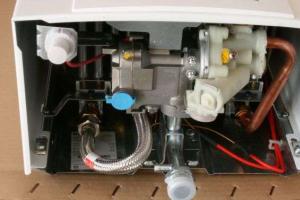 How to light a Bosch gas water heater?